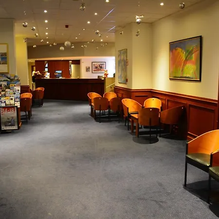 Royal Astor Hotel 3*